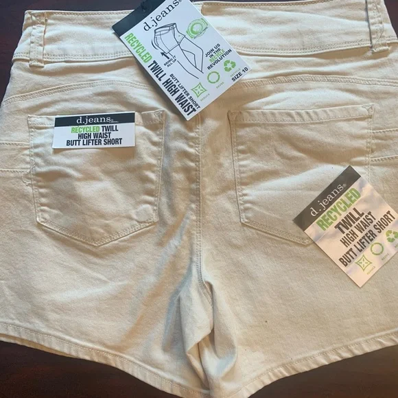 D. Jeans Women's Cream High Waist Shorts NWT butt lifter size 10 - Picture 2 of 4